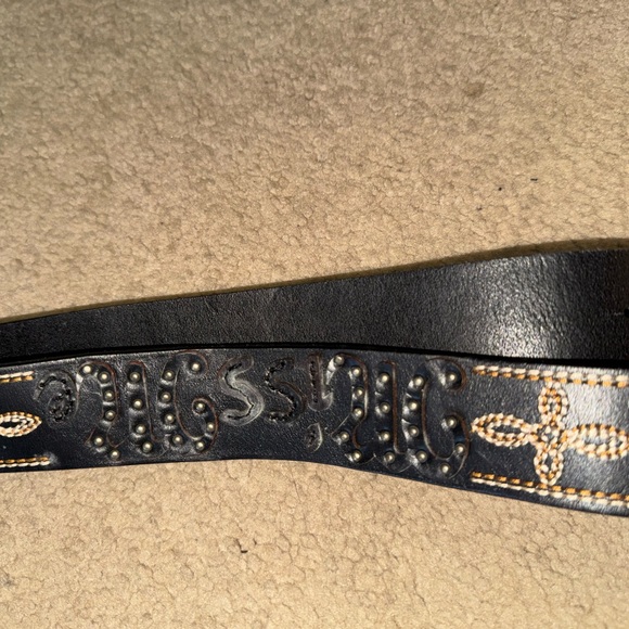 Miss me Black and Silver Belt with Ornate Buckle - Picture 3 of 5